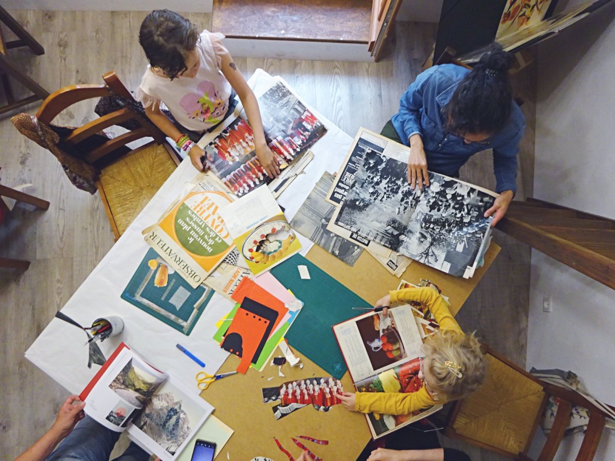 image de l'atelier artistique « Papier-ciseaux-colle » animé par Bill Noir à l'espace sans nom